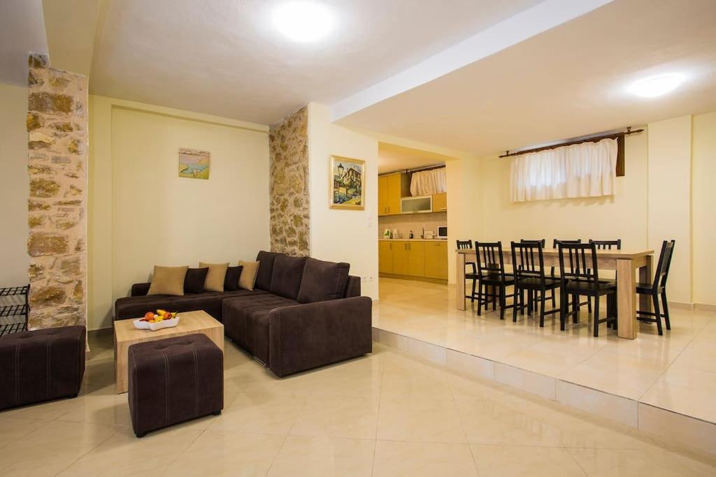 Petrini Spiti Villa Pyrgadikia Ngoại thất bức ảnh