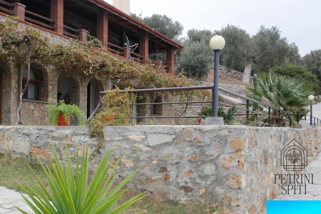 Petrini Spiti Villa Pyrgadikia Ngoại thất bức ảnh